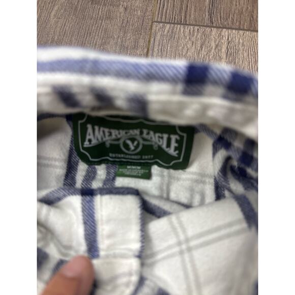 American Eagle Men’s Plaid Flannel Shirt Blue White Long Sleeve Size M Cotton - Picture 4 of 7